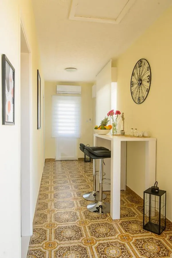 Apartment Choko Trogir