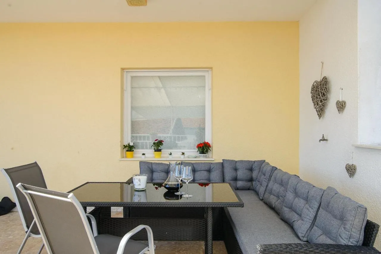 Apartment Choko Trogir Kroatien
